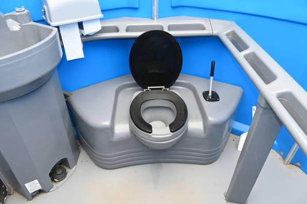 Best Portable restroom trailer rental  in Stone Ridge, VA